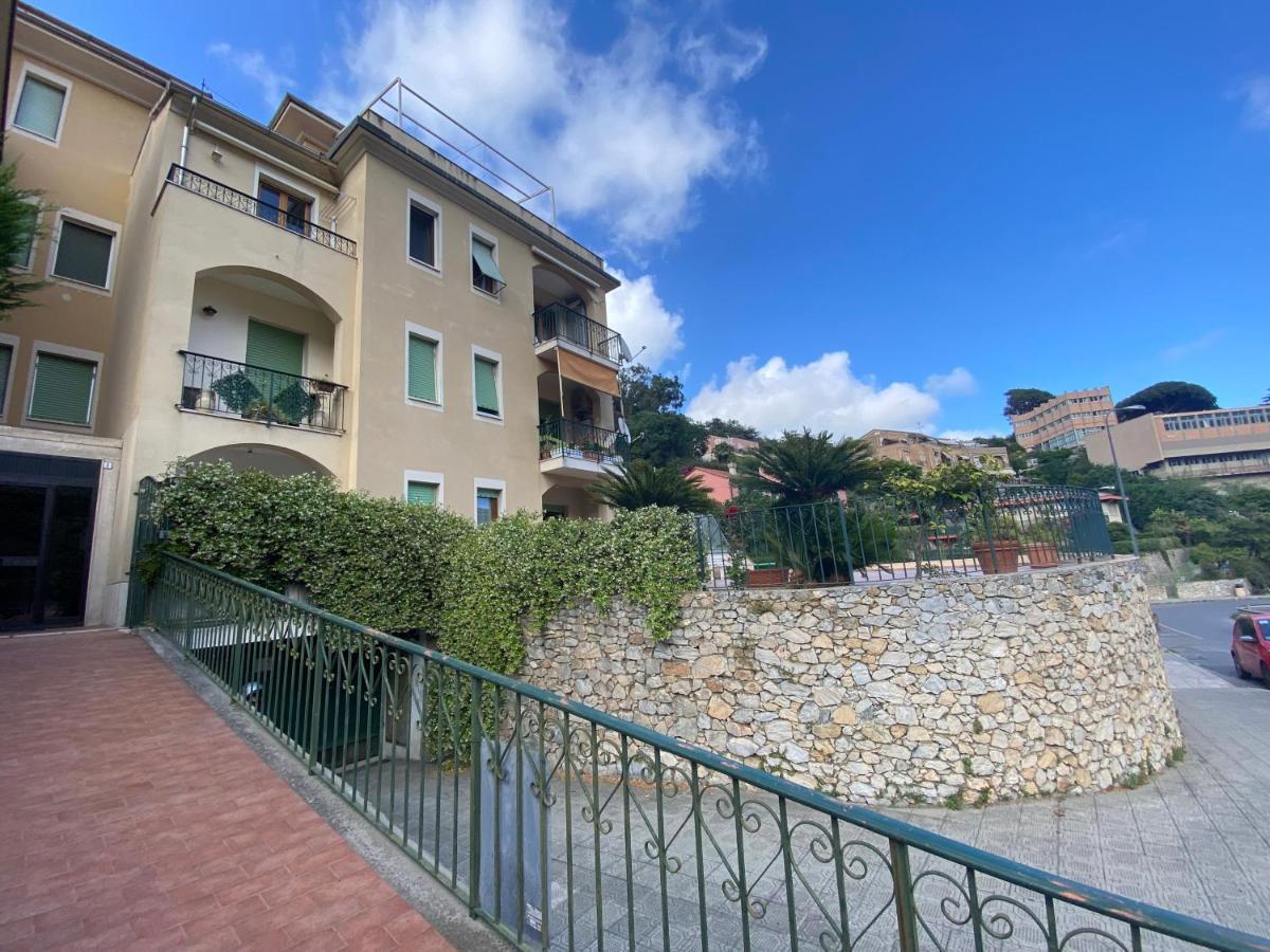 Vivi La Mia Liguria - Esclusivo Appartamento Con Terrazzo E Giardino Finale Ligure Bagian luar foto